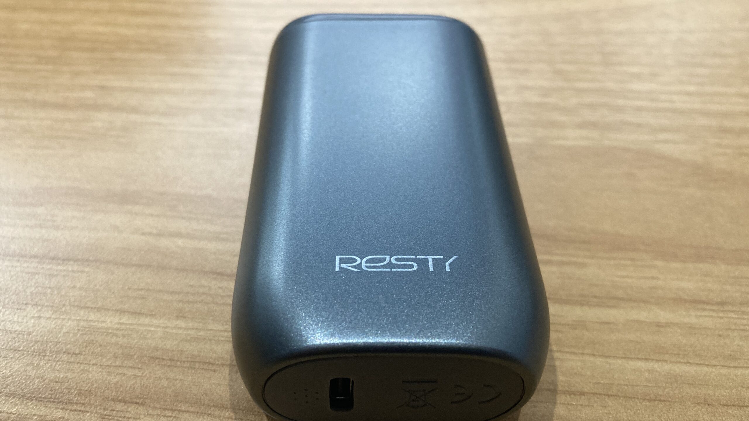 Resty SK1のグラファイト色をレビュー