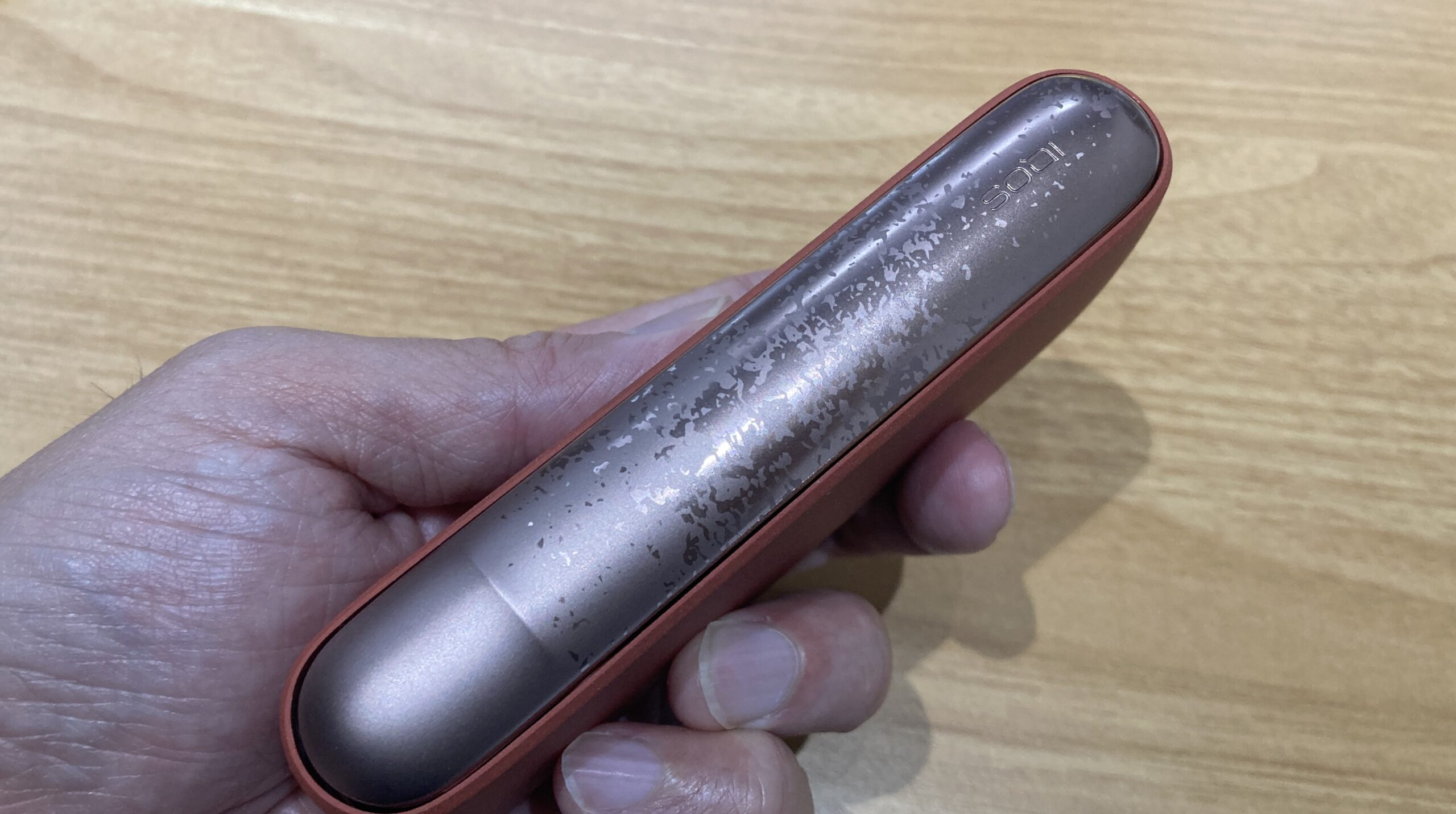 IQOS イルマ i ミネラ ドアカバーのローズクォーツ色