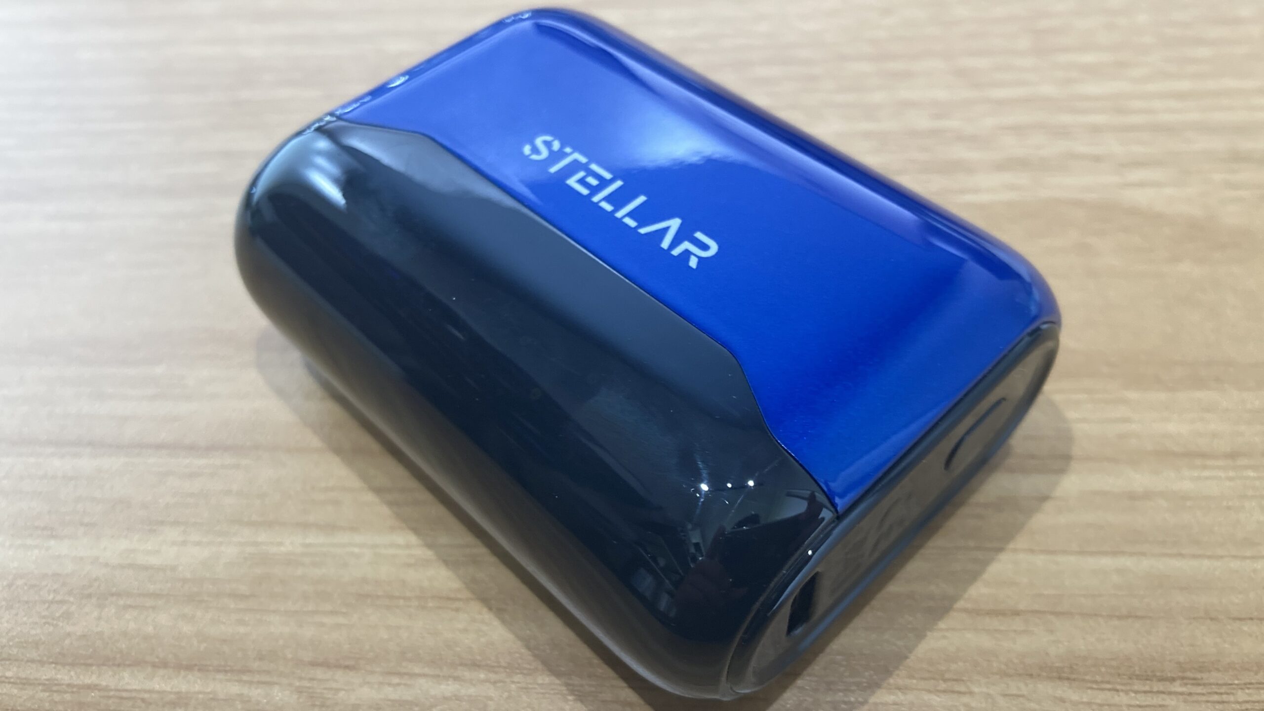 Fasoul Stellarのジュエリーブルー色