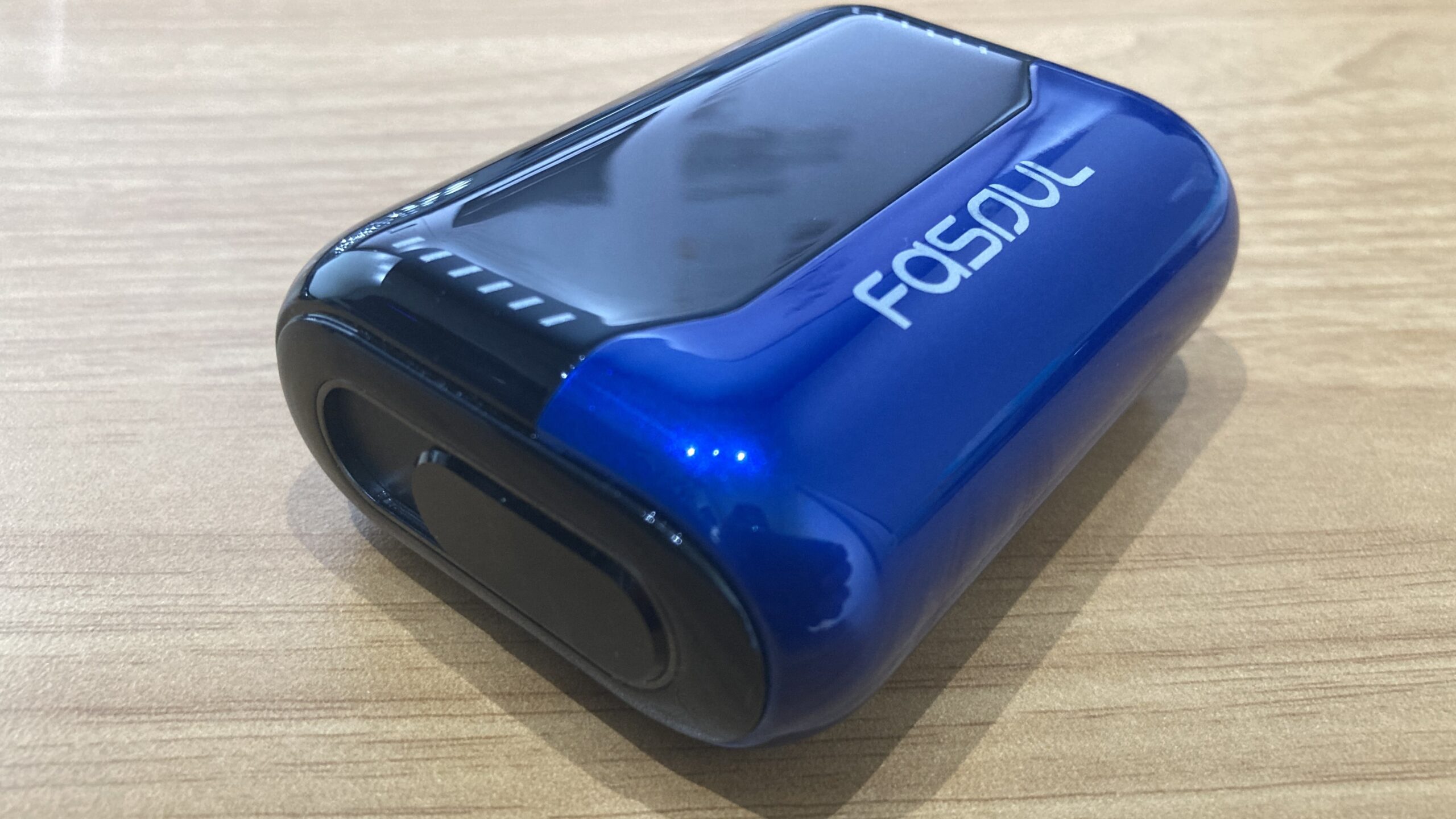 Fasoul Stellarのジュエリーブルー色