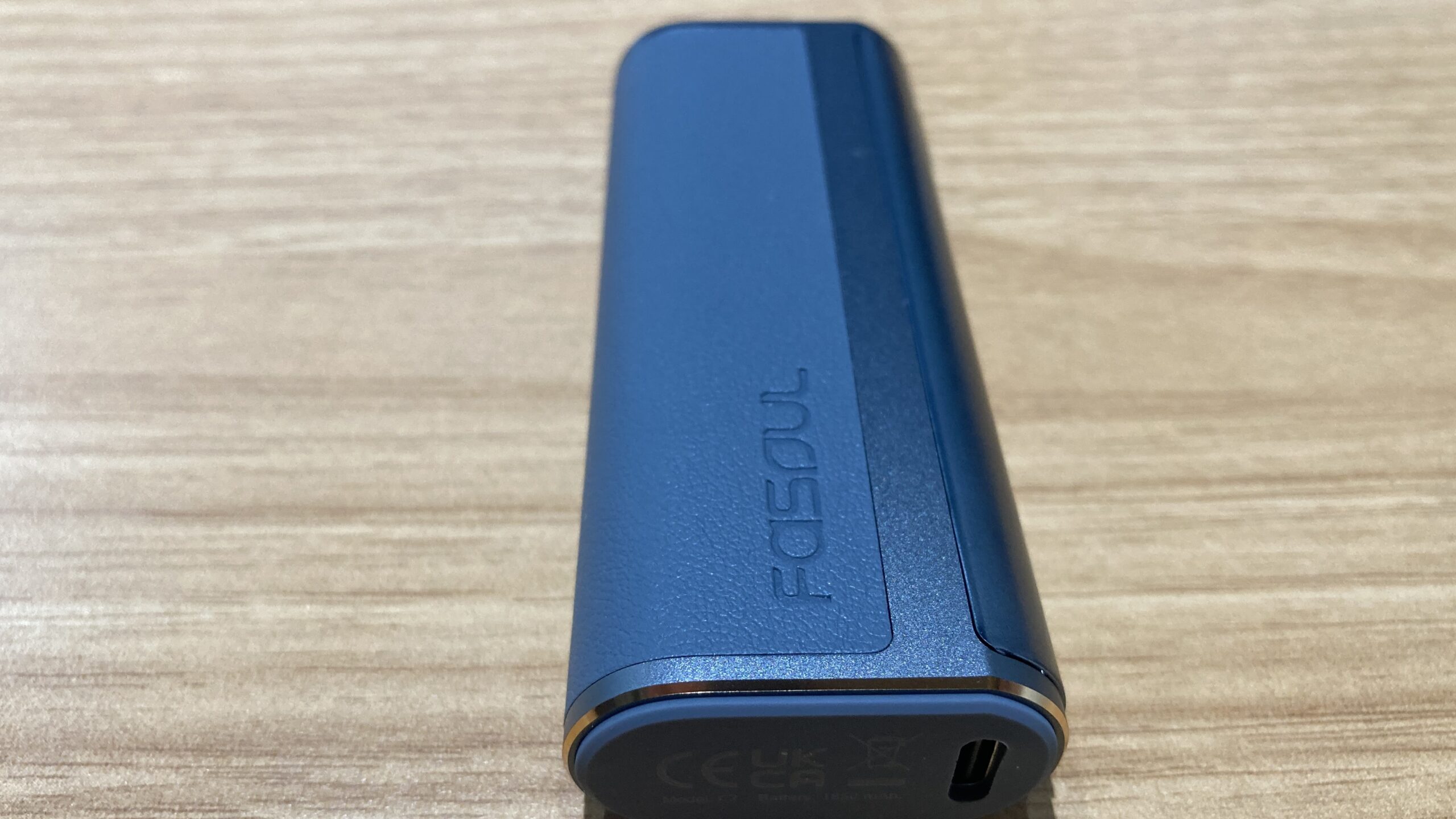 Fasoul C2のVelvet Gray（ベルベットグレー）色