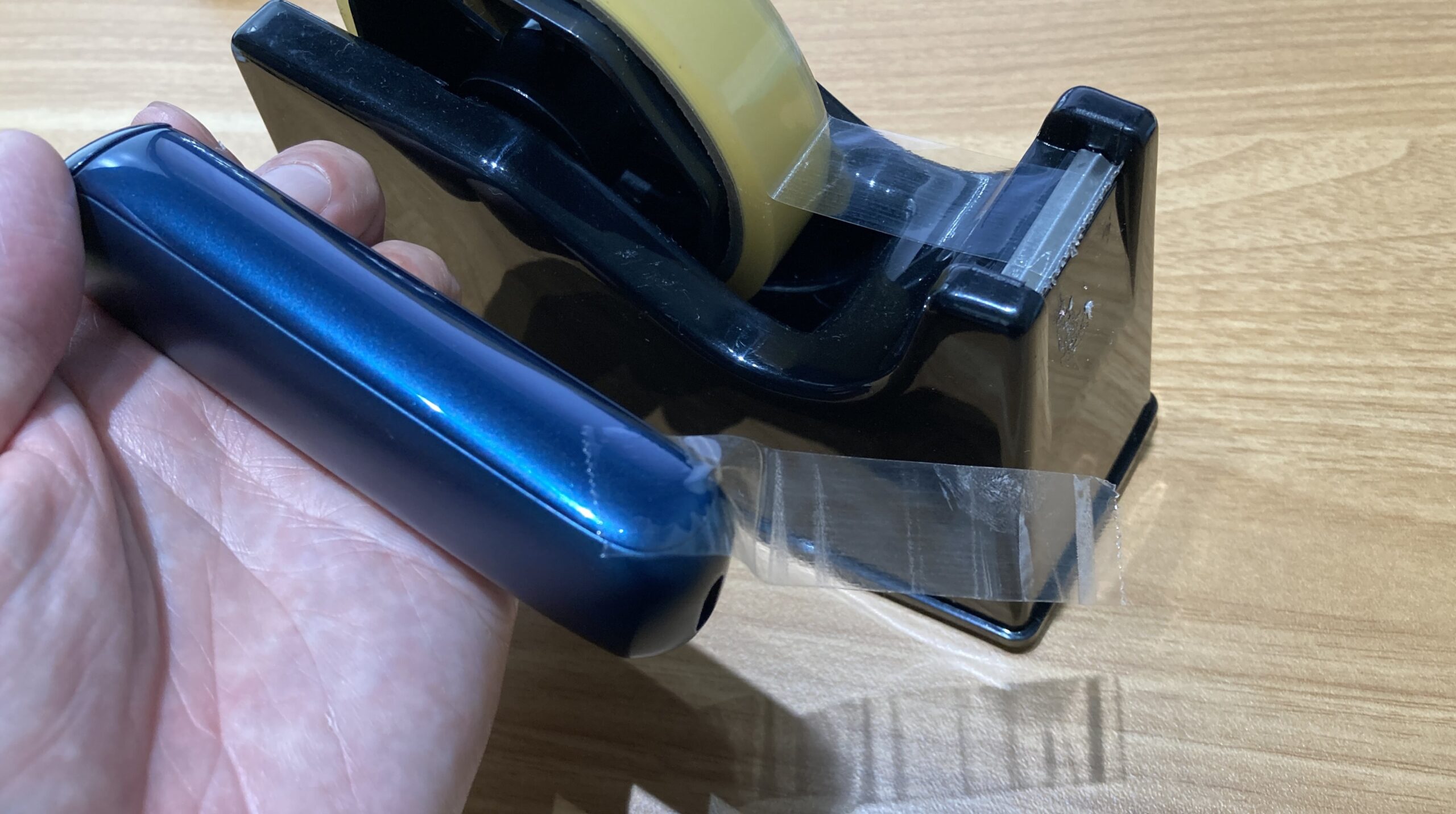 プループルームオーラのフロントパネルが外れない時の開け方ムオーラのフロントパネルの外し方は？