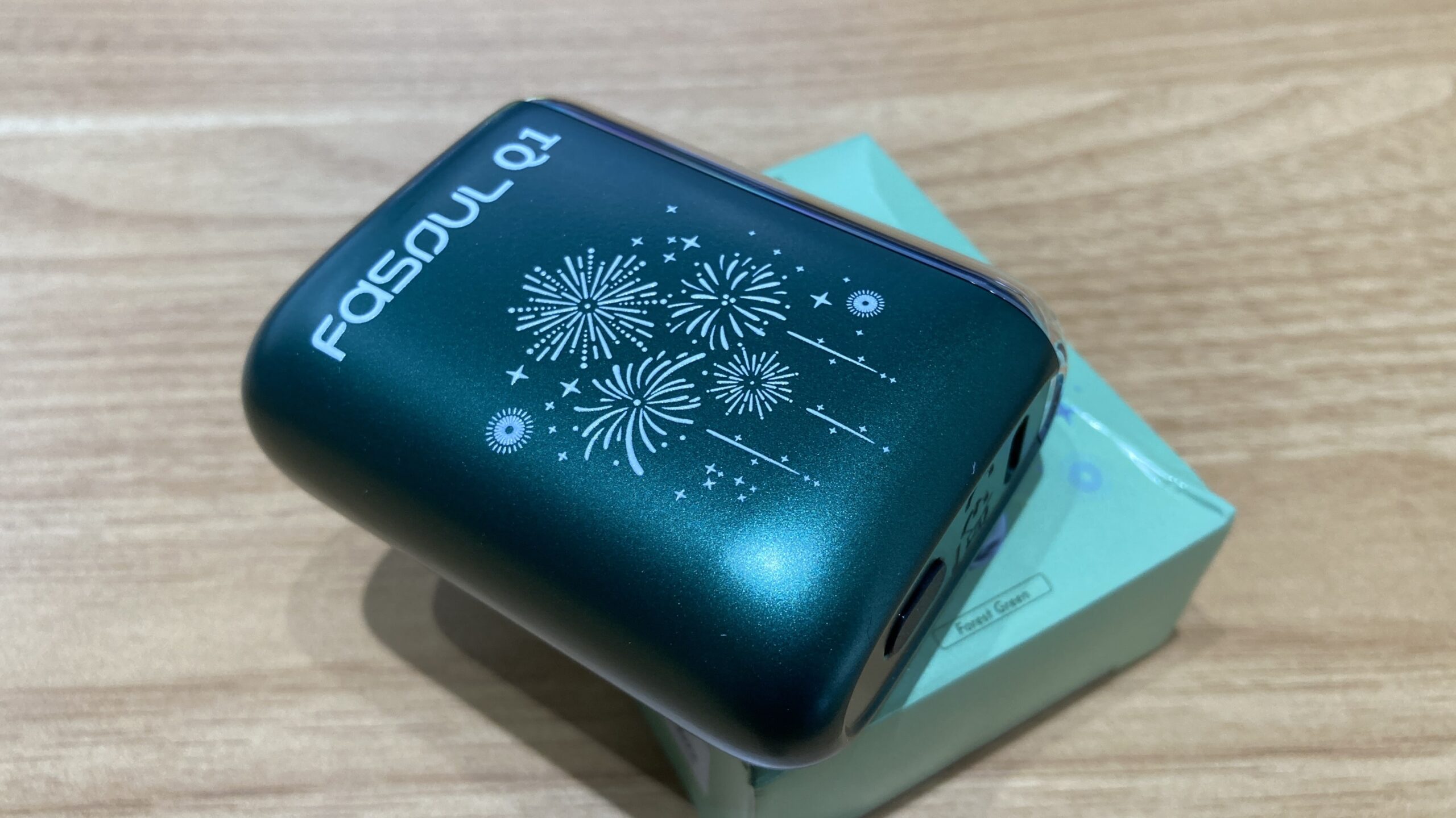 【Fasoul花火デザイン】Q1 Luma EditionのForest Green（フォレスト・グリーン）色をレビュー！