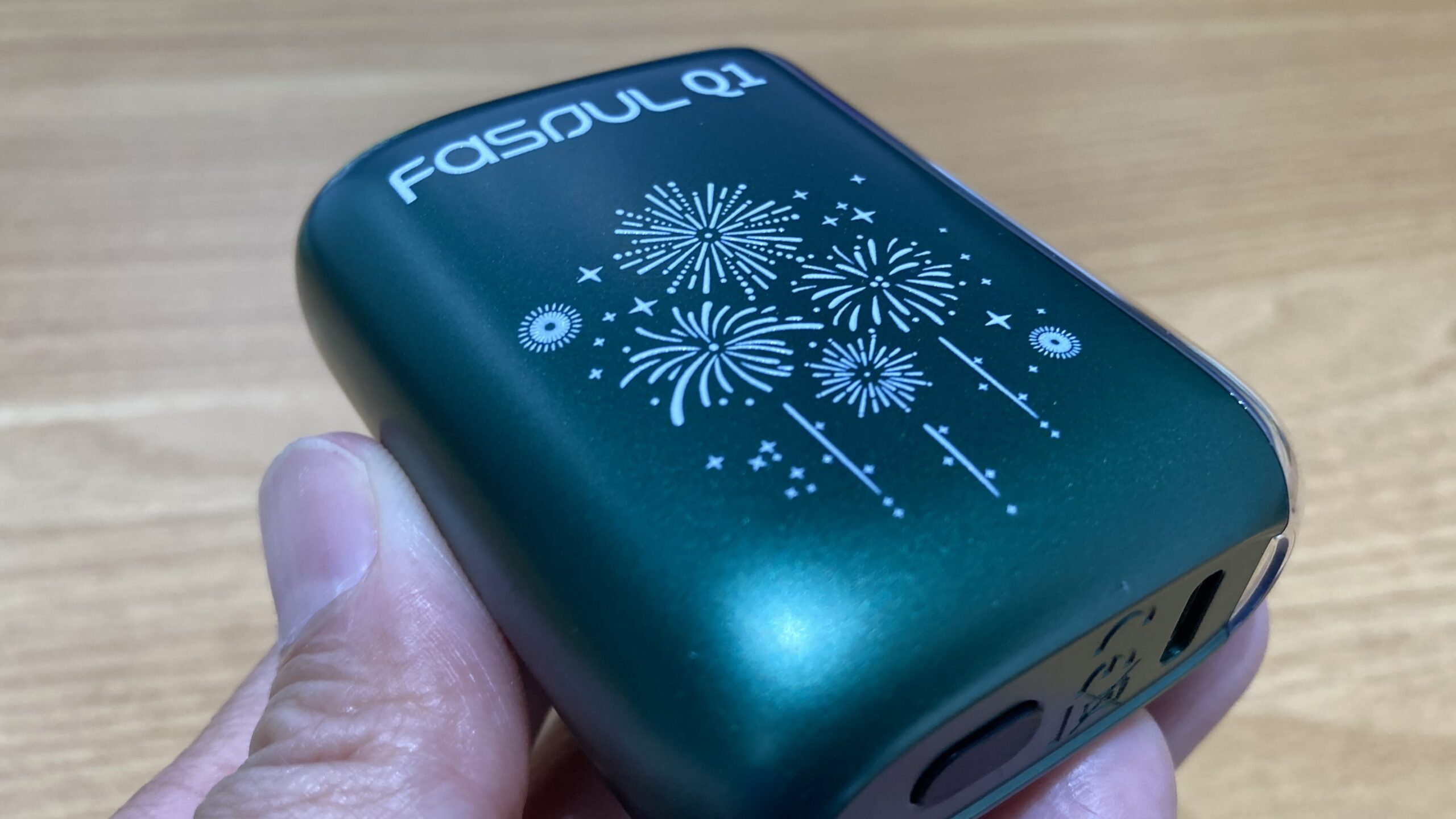 【Fasoul花火デザイン】Q1 Luma EditionのForest Green（フォレスト・グリーン）色をレビュー！