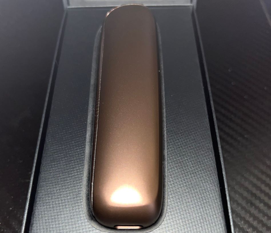 プルームオーラのブロンズロイヤル限定色