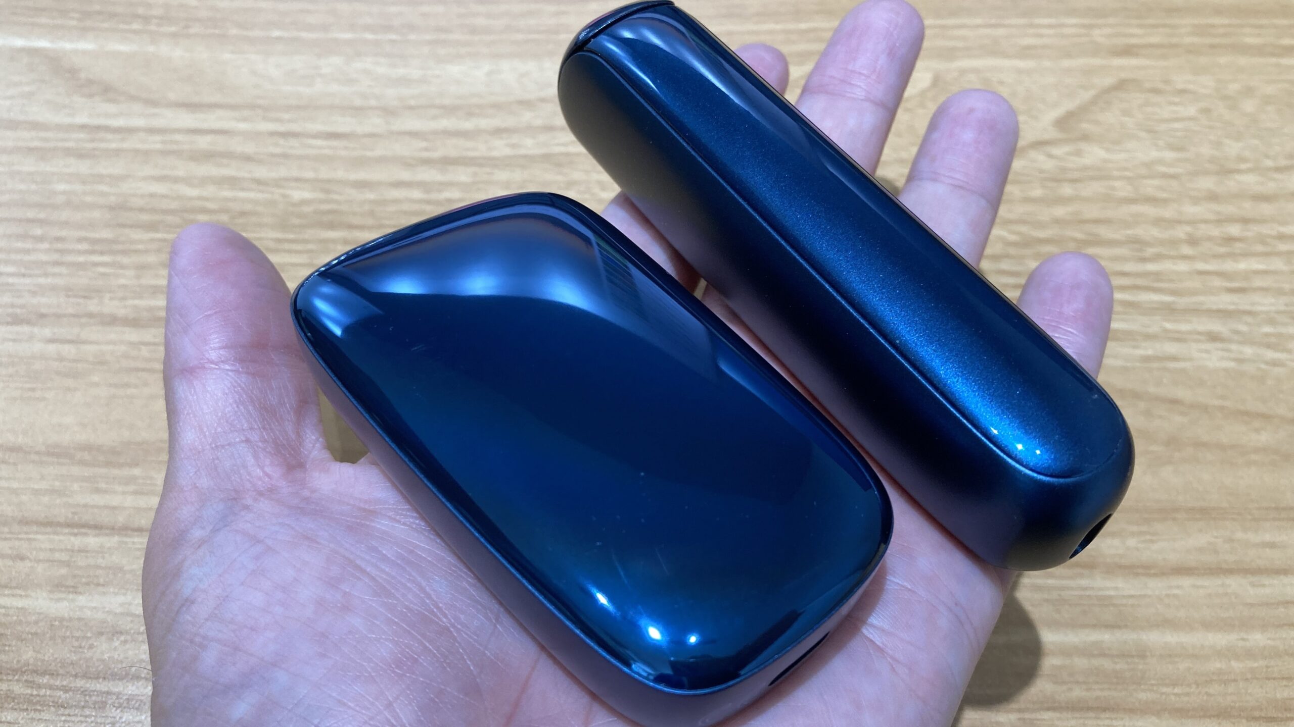 プルームキューブとプルームオーラの違い