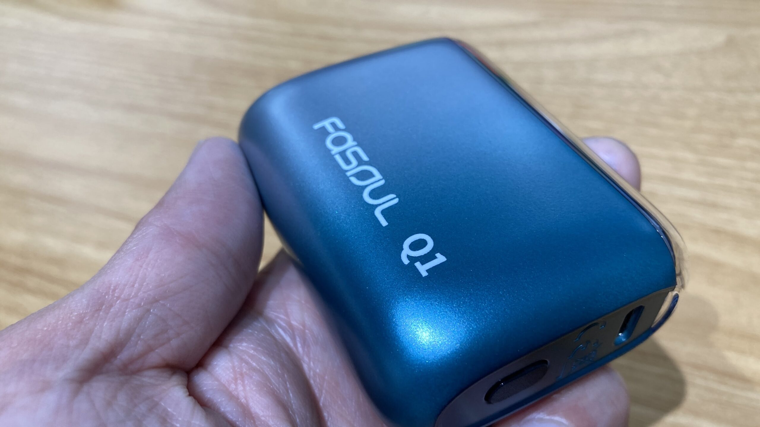 Fasoul Q1新カラー【オーロラエディション】シルバーウェーブ