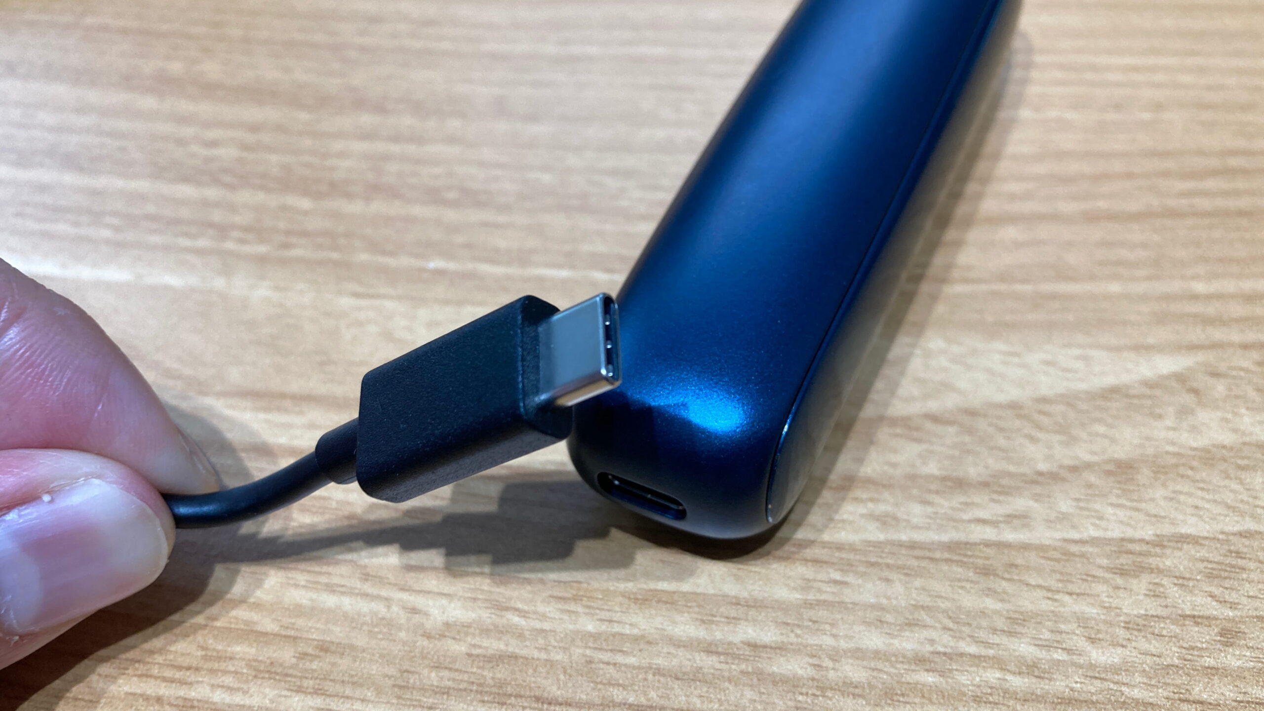 プルームオーラの充電器の代用