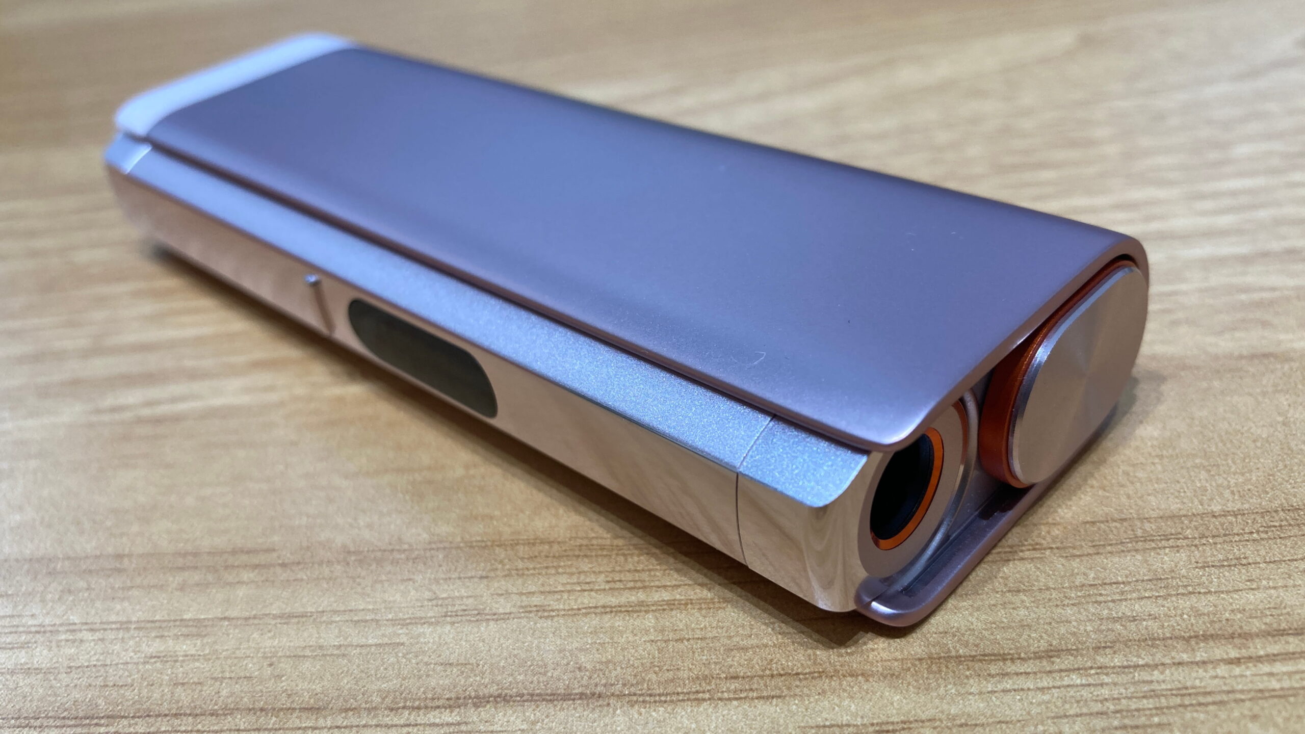 グローヒーロプラス【ローズ・クォーツ】限定色をレビュー