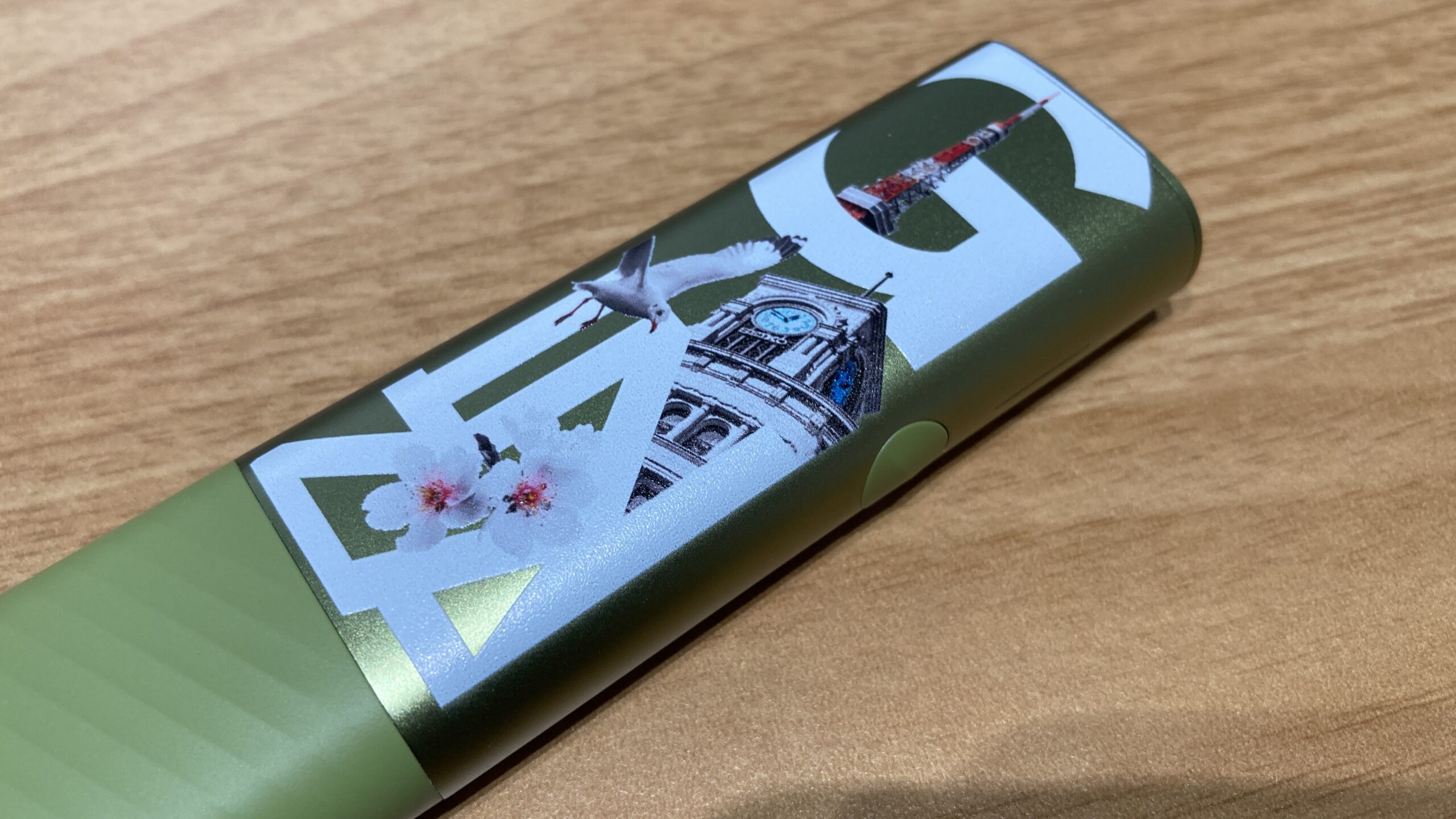 IQOSストアご当地プリント銀座店