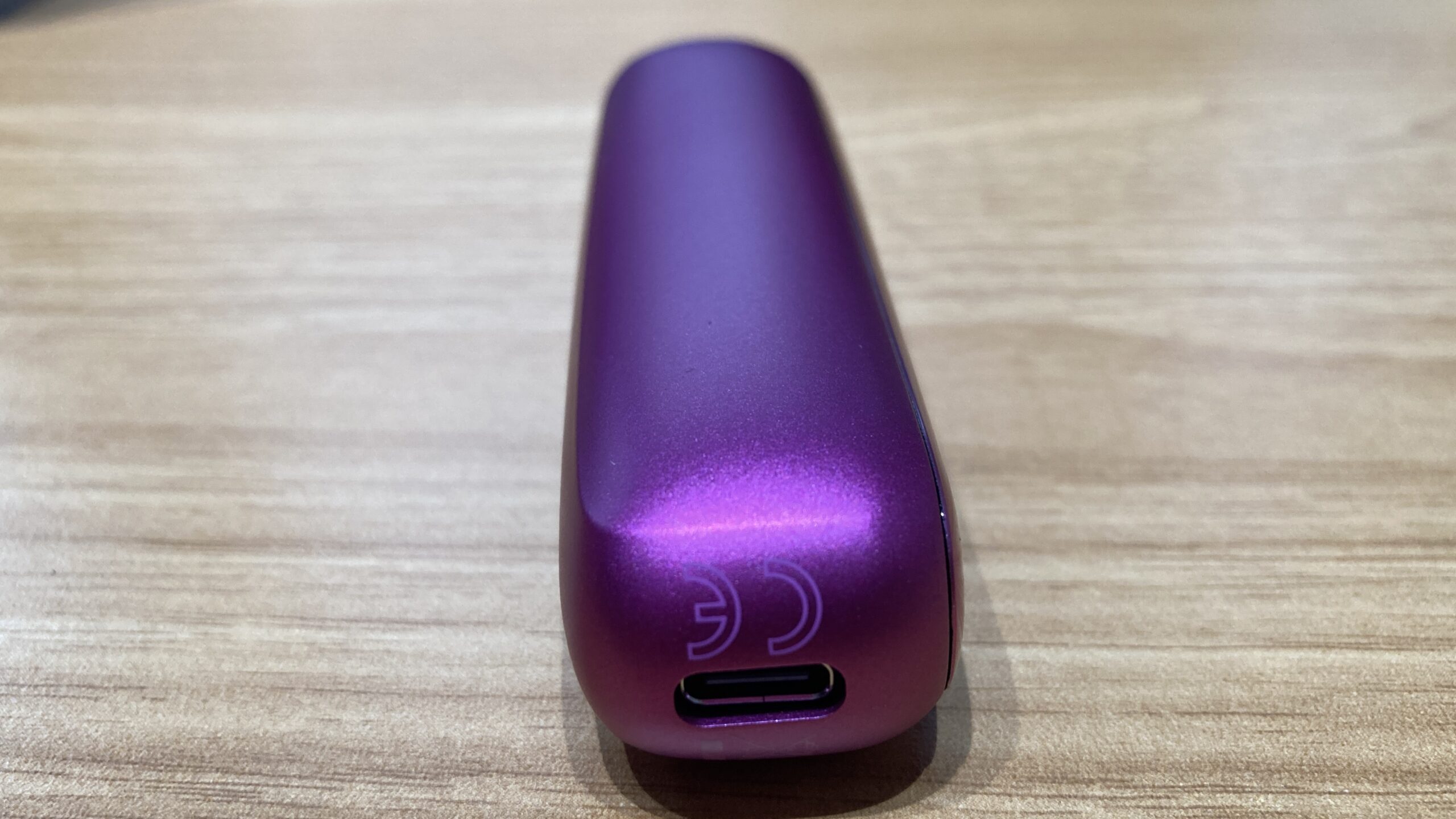 プルームオーラ限定色【フューシャフレア】の実物カラー