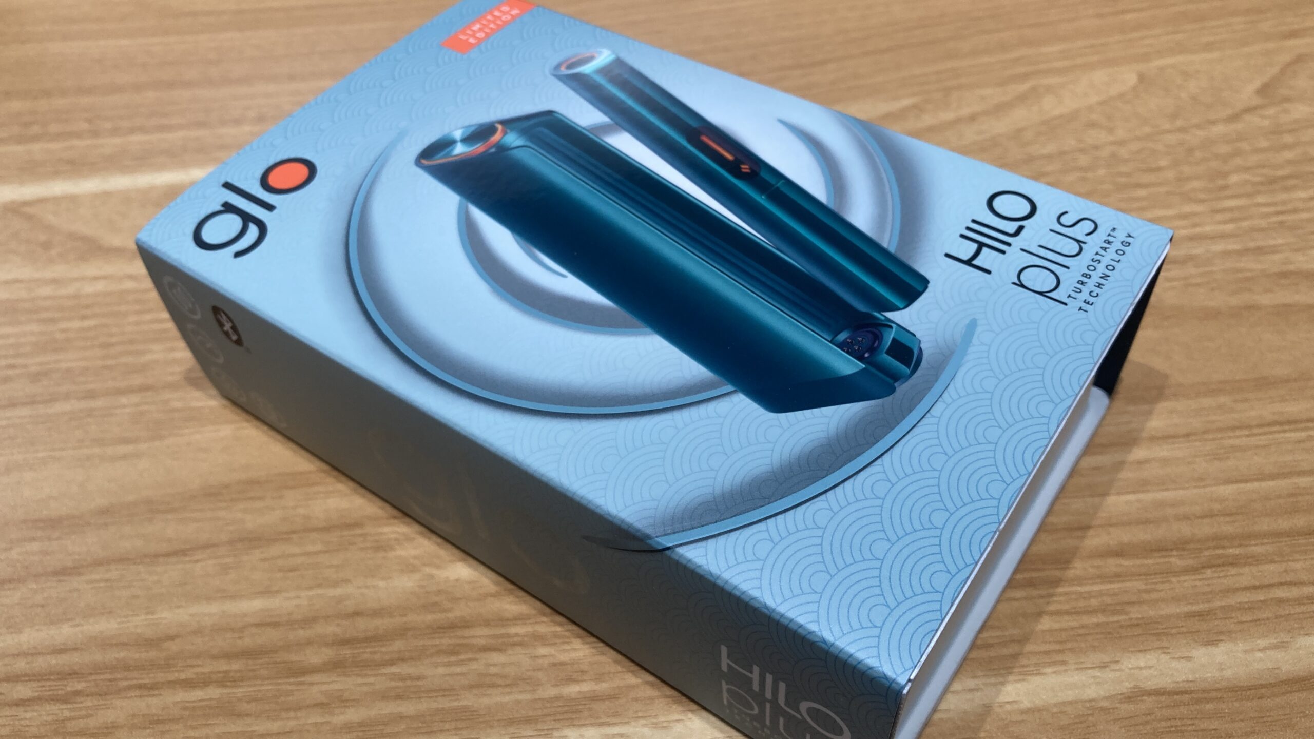 グローヒーロプラス【エメラルド】限定色を実物レビュー