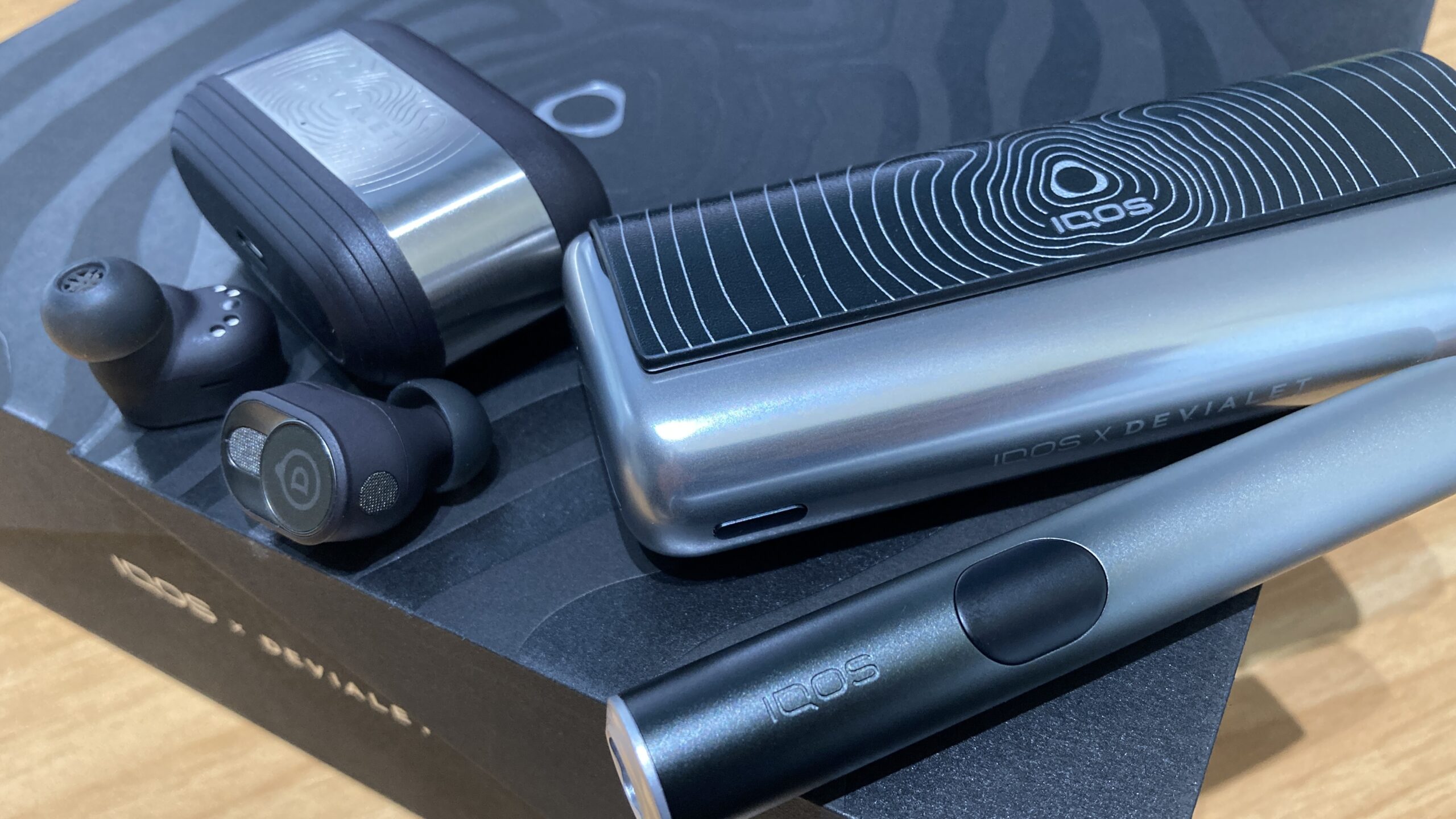 IQOS × DEVIALET サウンドソリアル コレクション
